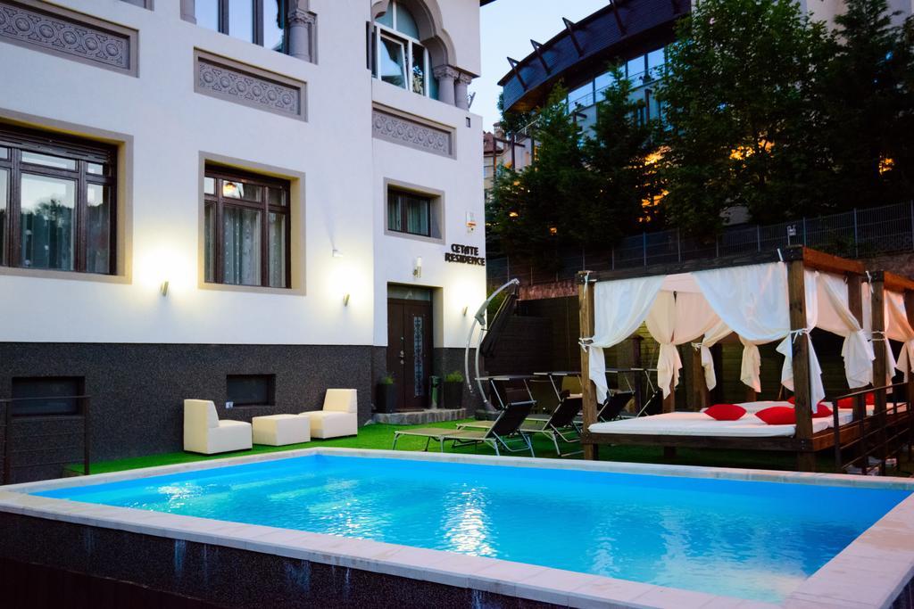 Cetate Residence บราชอฟ ภายนอก รูปภาพ