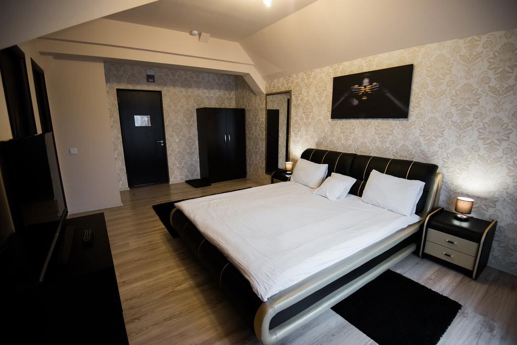 Cetate Residence บราชอฟ ภายนอก รูปภาพ