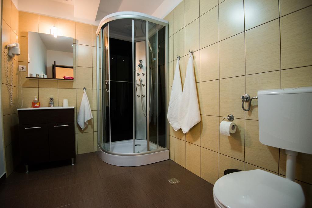 Cetate Residence บราชอฟ ภายนอก รูปภาพ